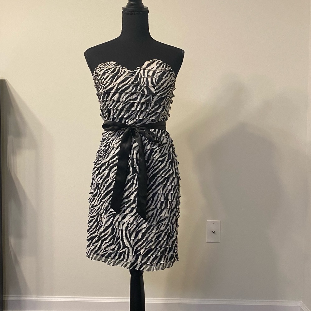 Black/White Dress